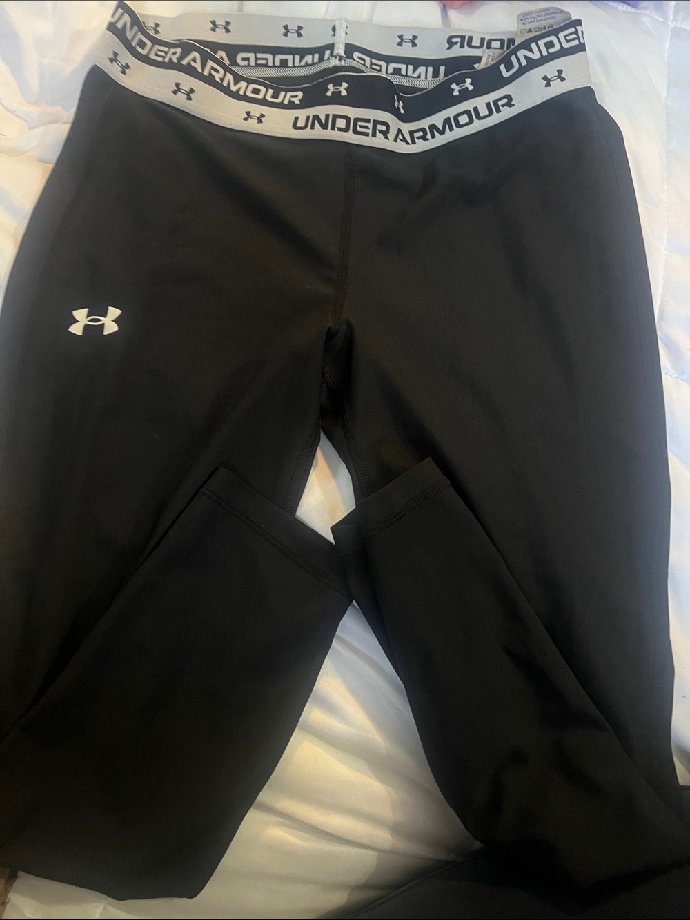 Under Armour Black Kids' Athletic cropped Leggings with White Logo Waistband